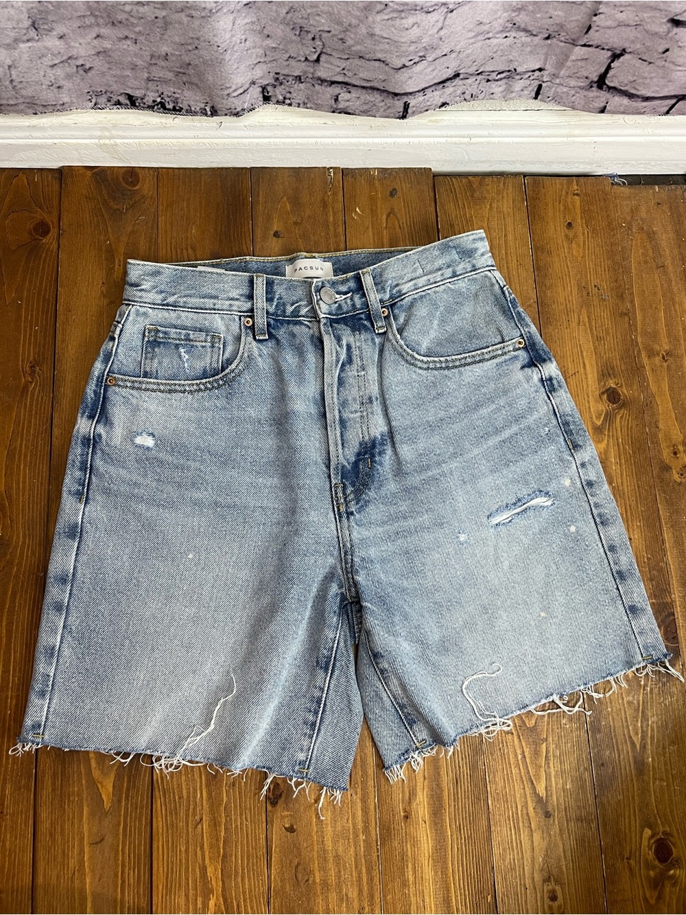 Pacsun size 26 dad short mid wash distressed jean shorts